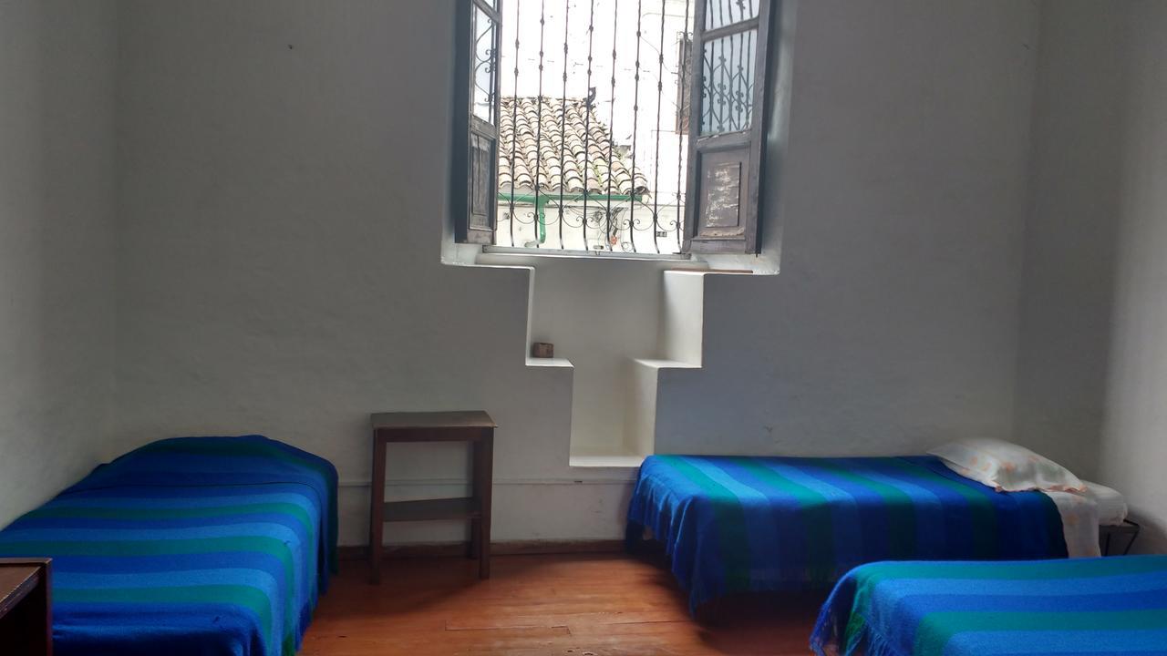 Casa Familiar Turistica Hostal Попаян Екстериор снимка
